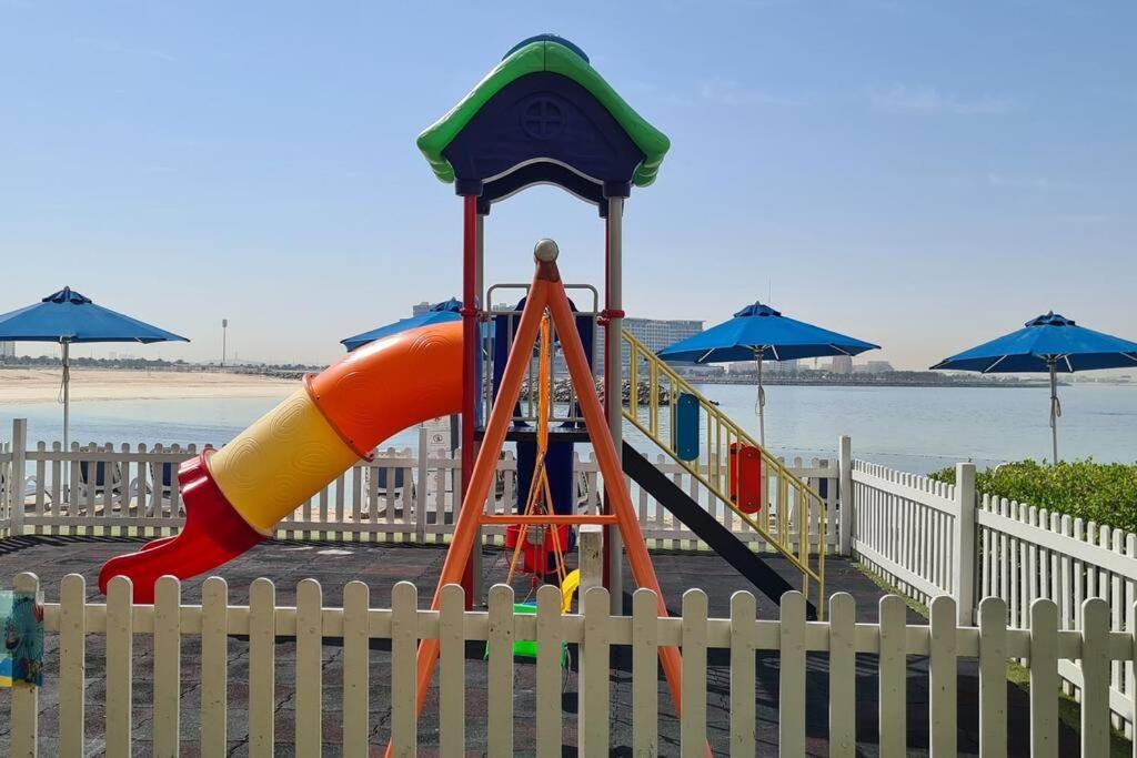 Appartamento A Perfect Escape - Sea Facing Ras al-Khaimah Esterno foto