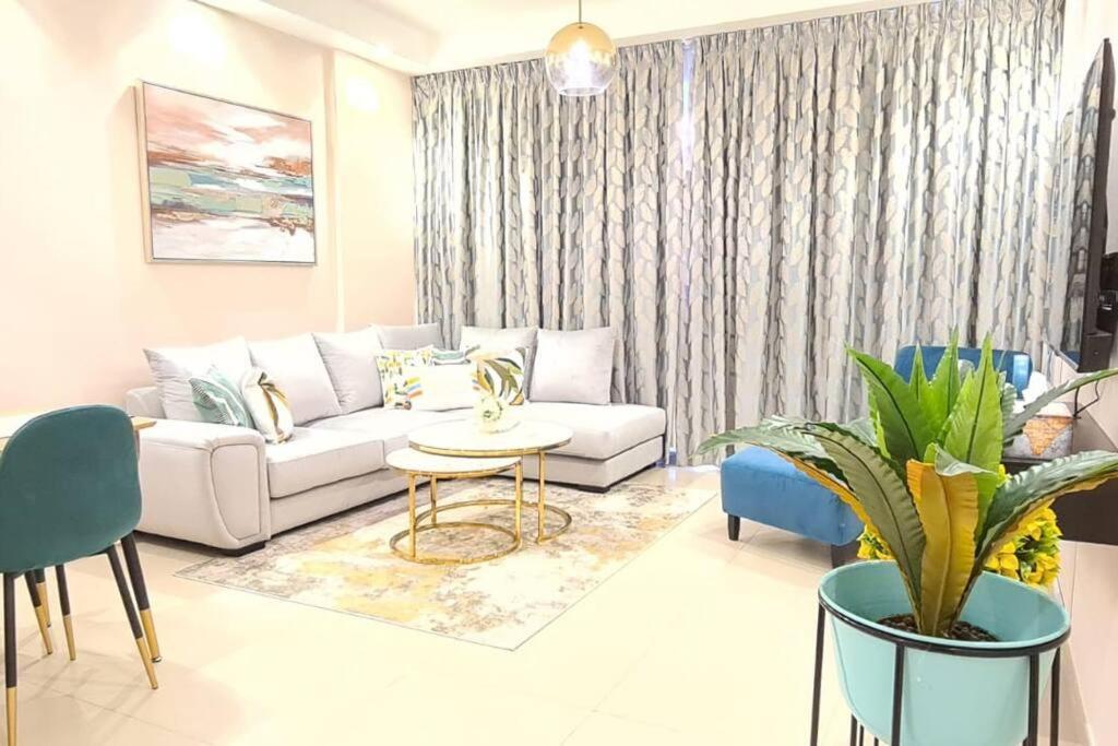 Appartamento A Perfect Escape - Sea Facing Ras al-Khaimah Esterno foto